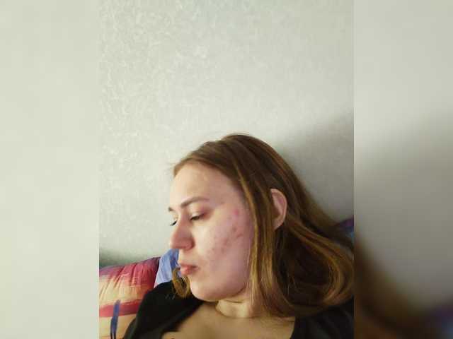 Kisa75's BongaCams show and profile