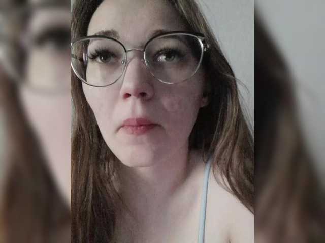 Kisa75's BongaCams show and profile