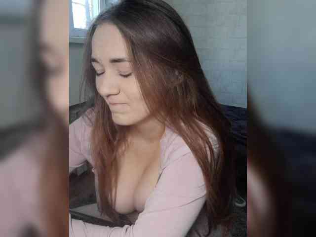 AlisaWyn webcam