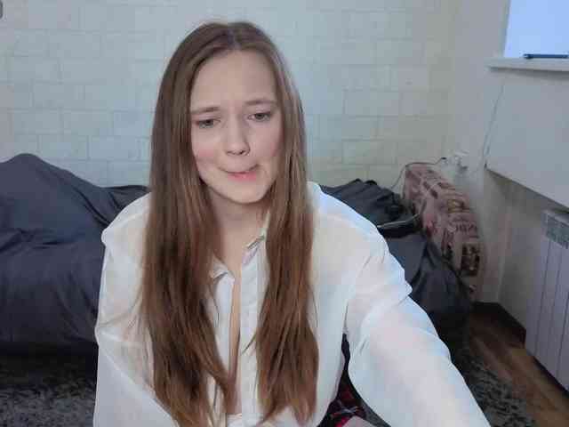 Kisa75 Live Webcam on BongaCams