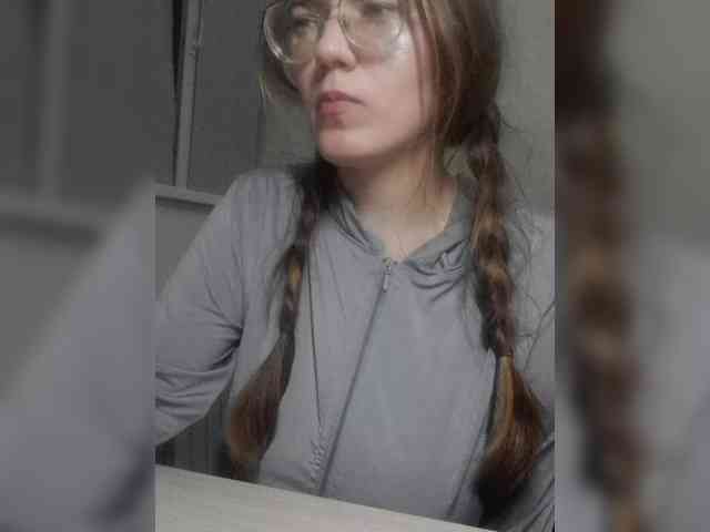 Kisa75 Live Webcam on BongaCams