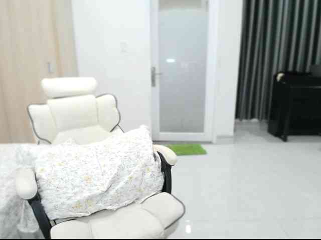 Emily2k1 webcam