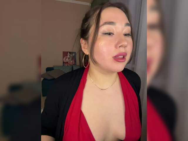 sweetie's BongaCams show and profile