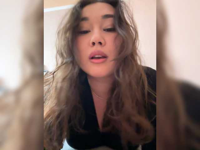 sweetie's BongaCams show and profile