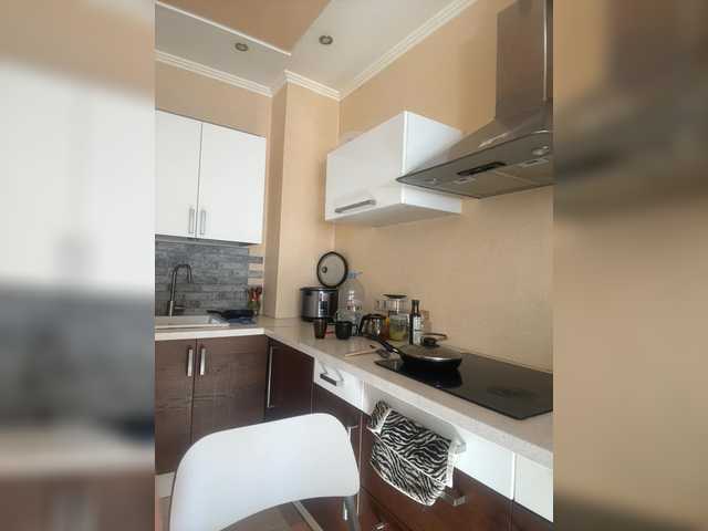 sweetie's BongaCams show and profile