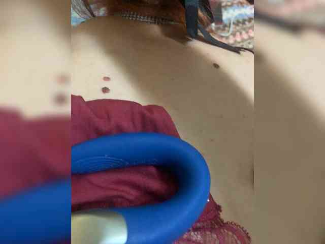 Devochka1010 webcam