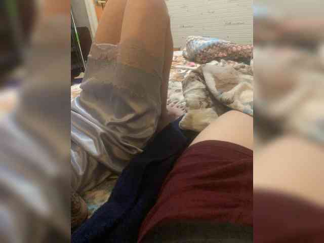 Devochka1010 Live Webcam on BongaCams