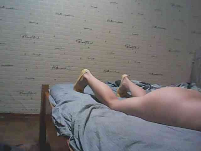 Devochka1010 webcam