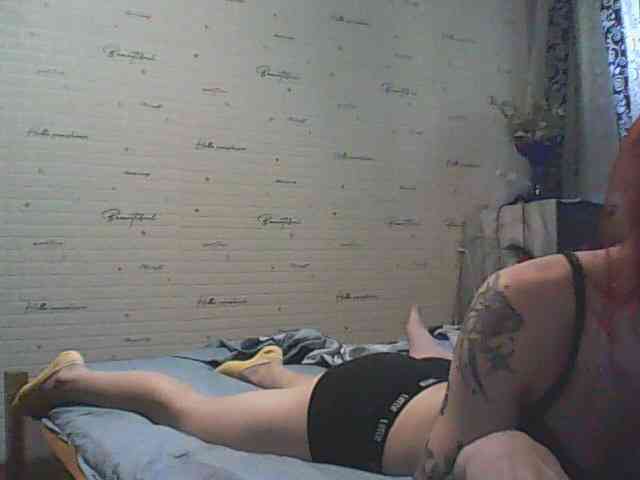 Devochka1010 webcam
