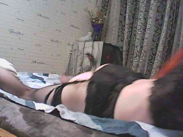 Devochka1010 webcam