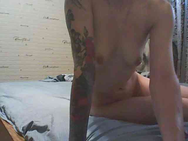 Devochka1010 webcam