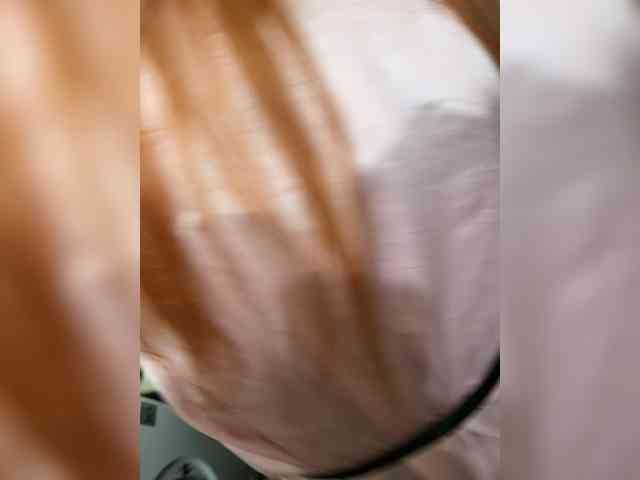 Devochka1010 webcam