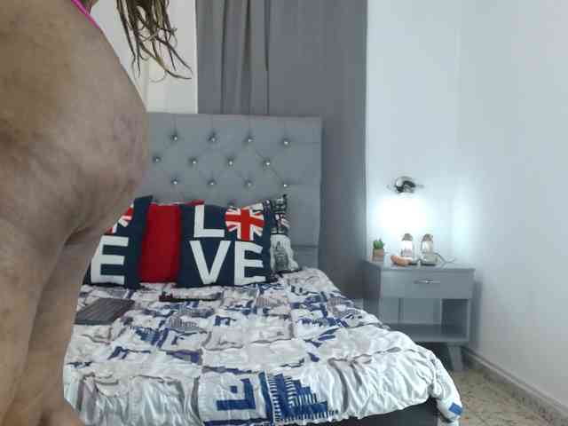 Selene-Adams webcam