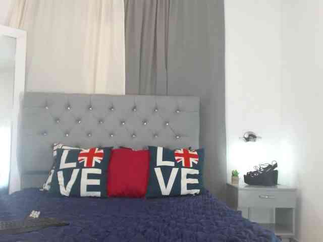 Selene-Adams webcam