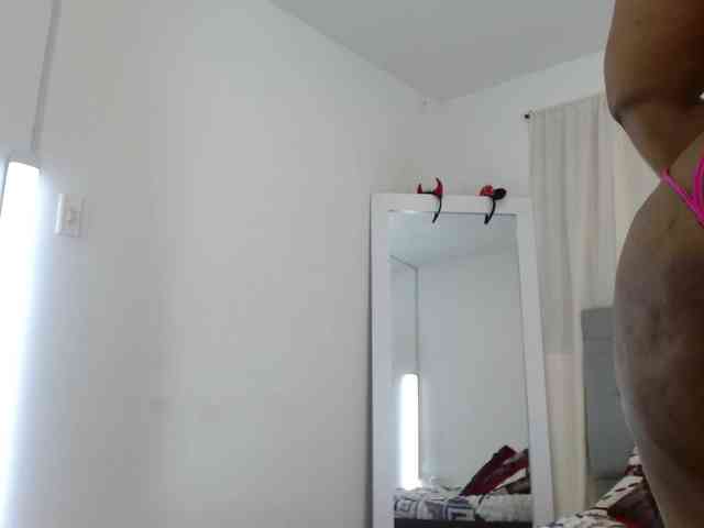 Selene-Adams webcam
