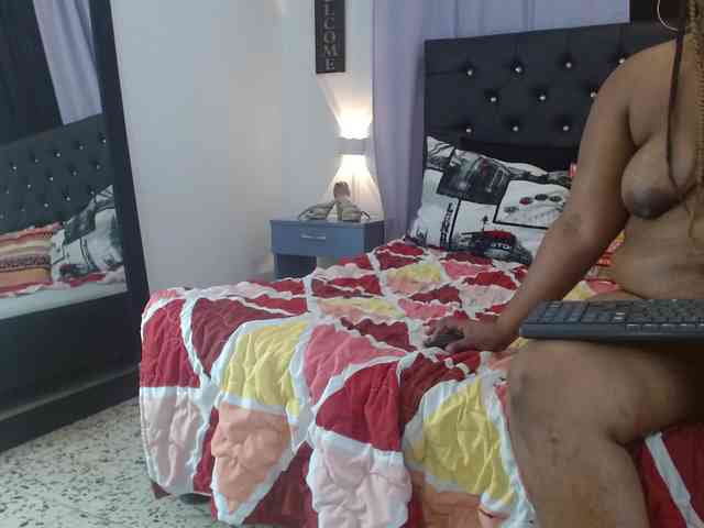 Selene-Adams webcam
