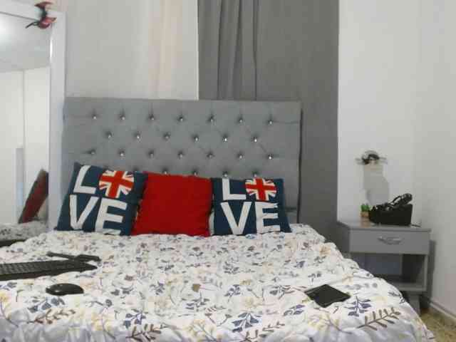Selene-Adams webcam