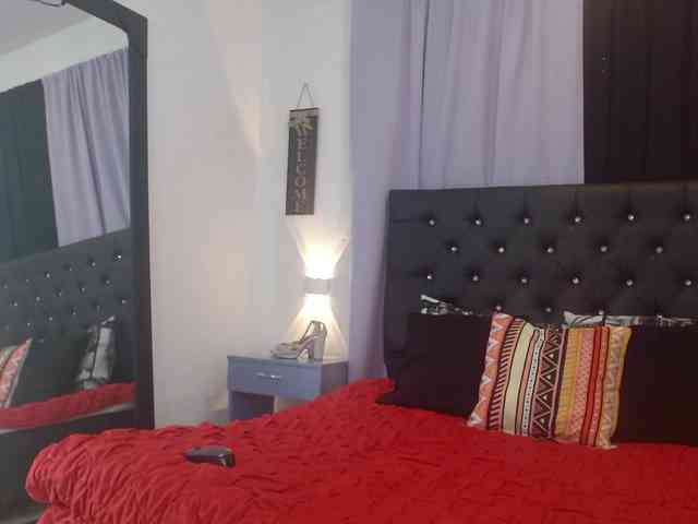 Selene-Adams webcam