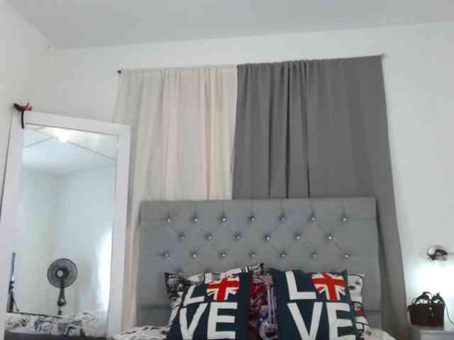 Selene-Adams webcam