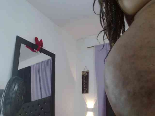 Selene-Adams webcam