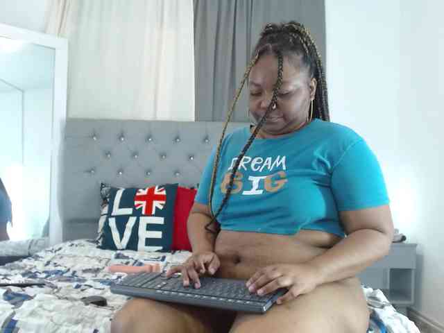 Selene-Adams webcam