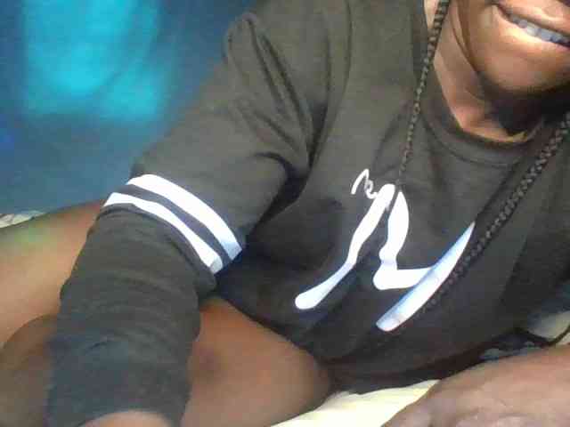 Hotsavie01 webcam