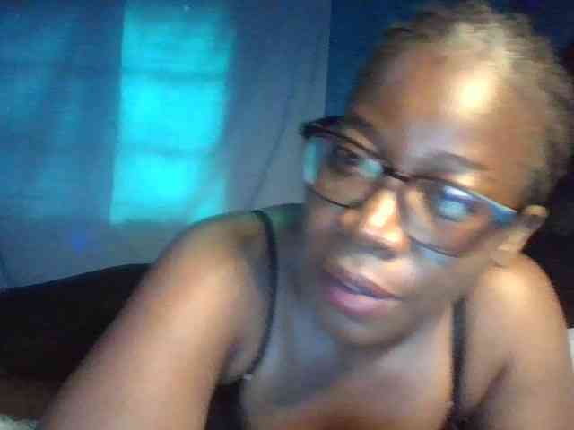 Hotsavie01 webcam