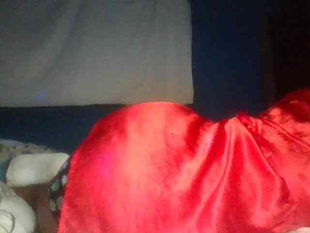 Hotsavie01 webcam