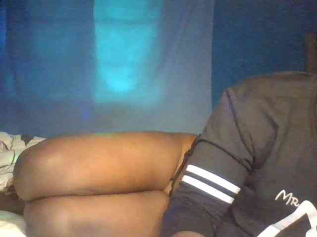 Hotsavie01 webcam
