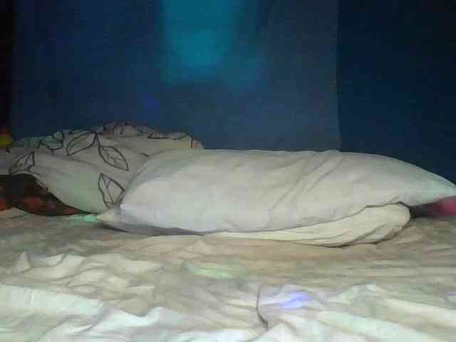 Hotsavie01 webcam