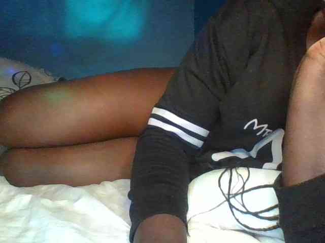 Hotsavie01 webcam