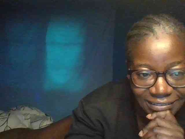 Hotsavie01 webcam