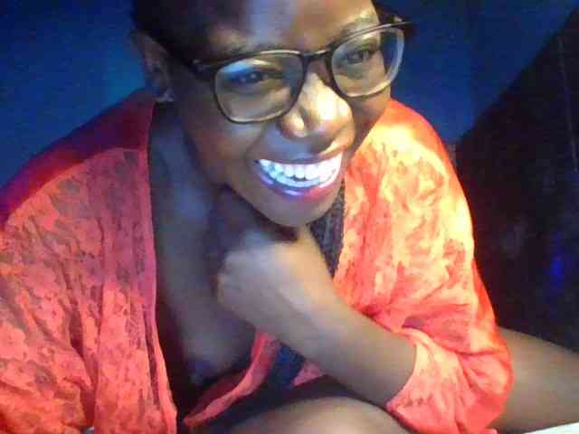 Hotsavie01 webcam