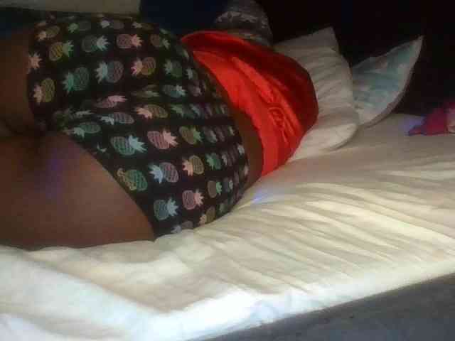 Hotsavie01 webcam