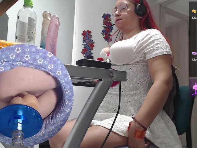 Leidydi223's BongaCams show and profile