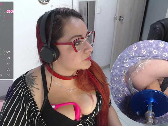 Leidydi223's BongaCams show and profile