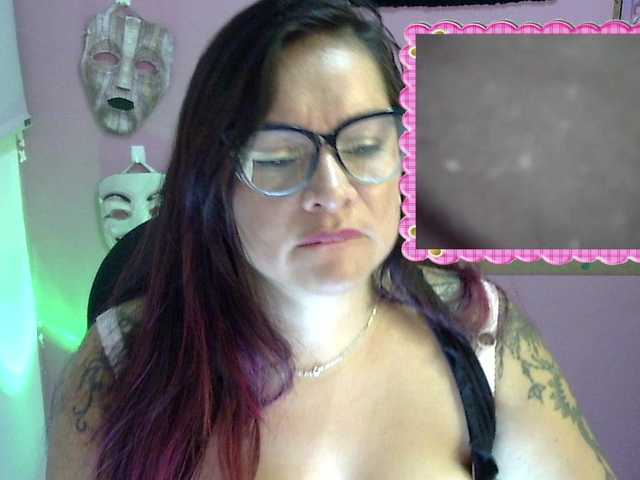 Leidydi223 on BongaCams 