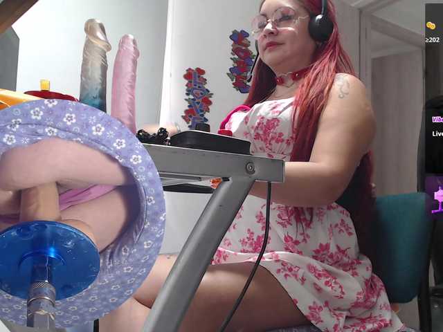 Leidydi223's BongaCams show and profile