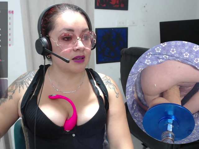 Leidydi223's BongaCams show and profile