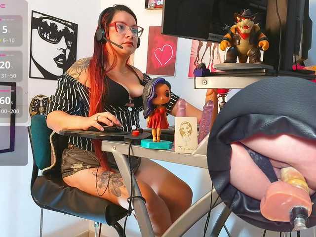 Leidydi223's BongaCams show and profile