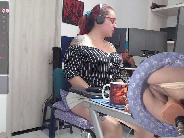 Leidydi223's BongaCams show and profile