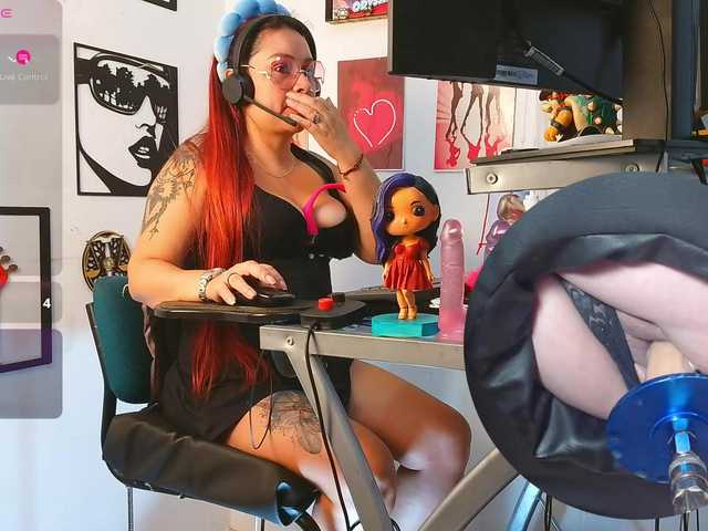 Leidydi223's BongaCams show and profile