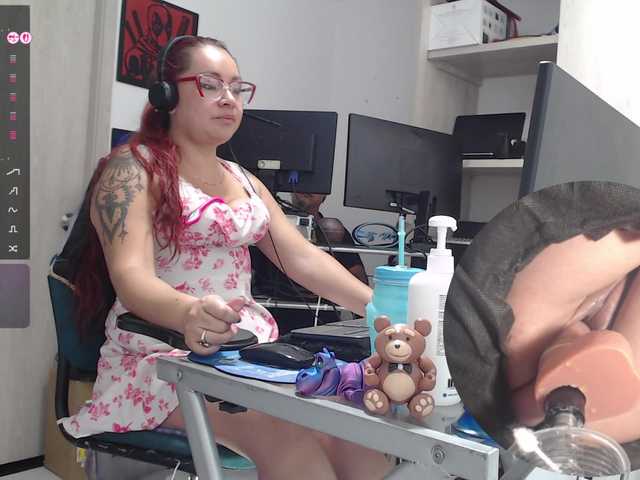 Leidydi223 from BongaCams