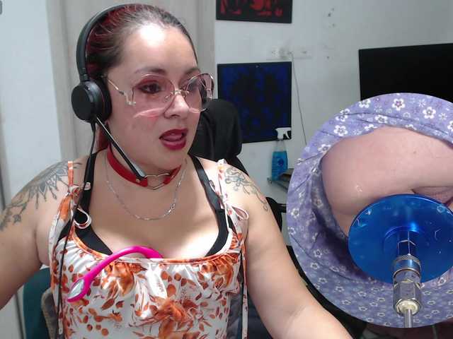Leidydi223's BongaCams show and profile
