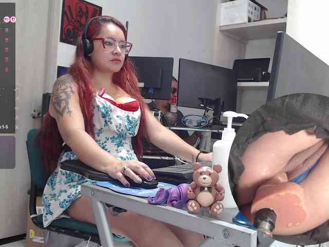 Leidydi223 Live Webcam on BongaCams