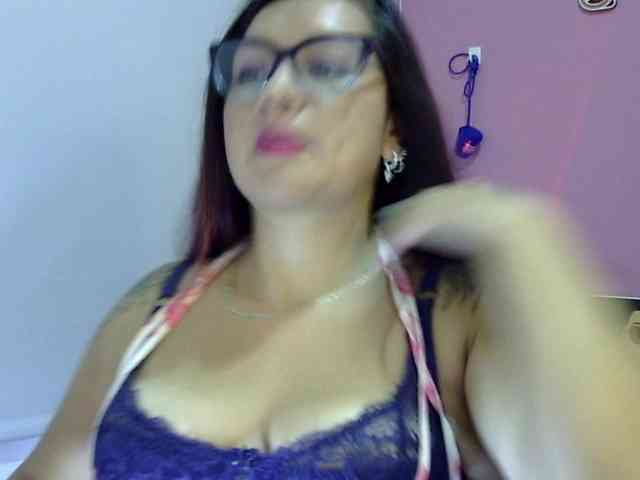 Leidydi223 webcam