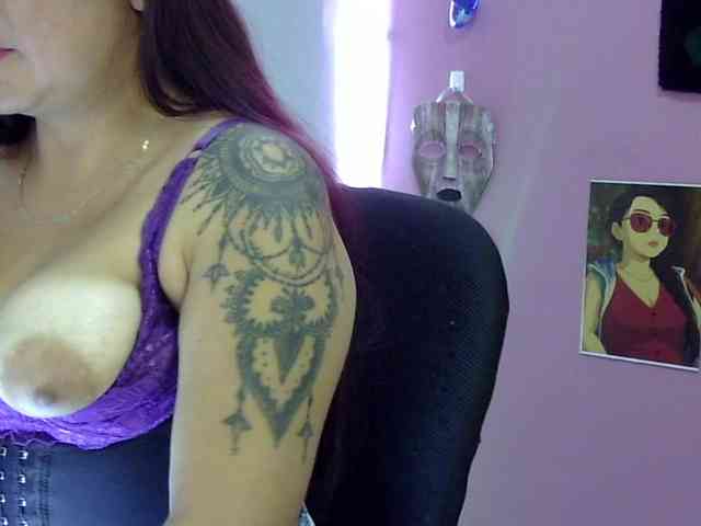 Leidydi223 webcam