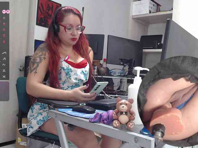 Leidydi223 Live Webcam on BongaCams
