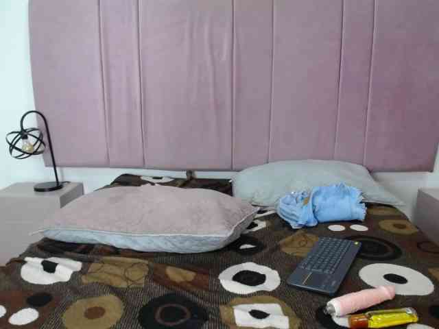 KamylaBaker webcam