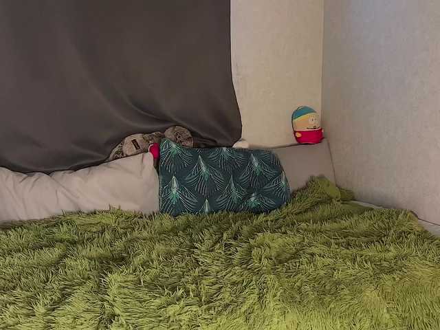 Z0mb1e's BongaCams show and profile